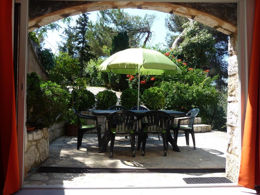 Appartement Castagniers Екстериор снимка