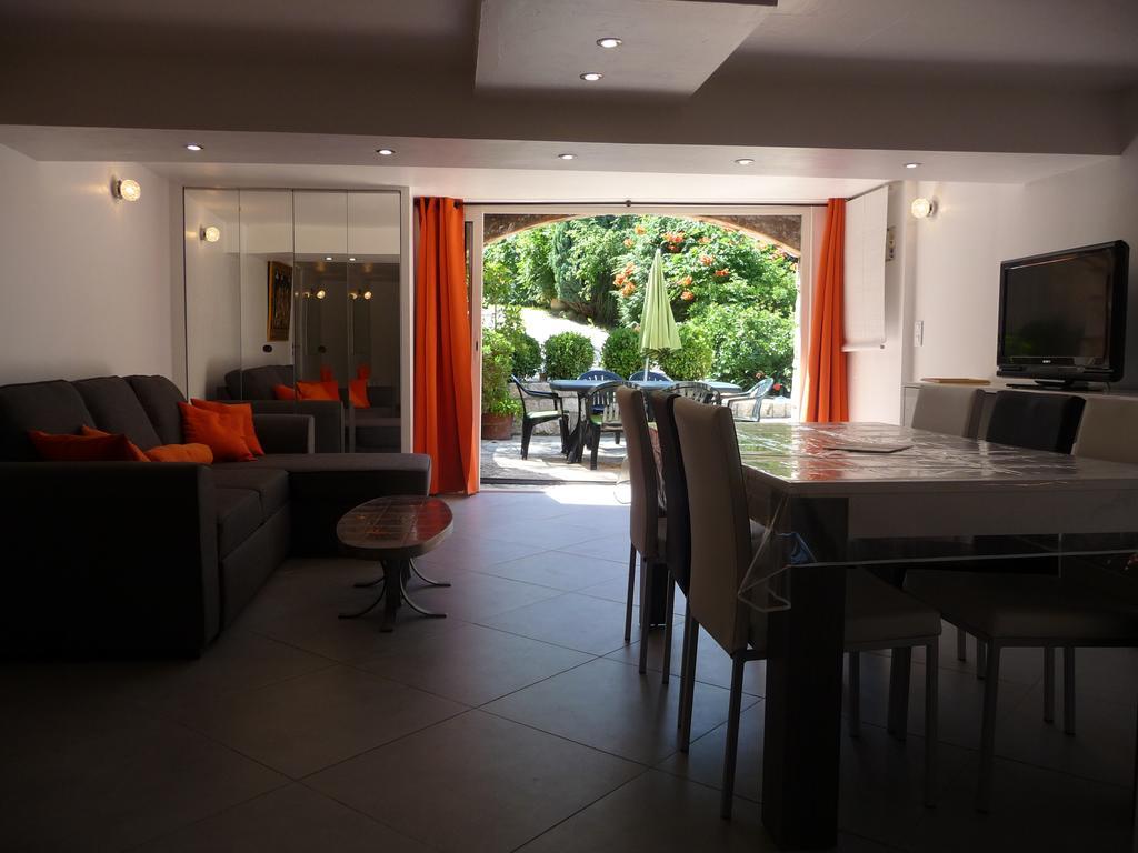 Appartement Castagniers Екстериор снимка